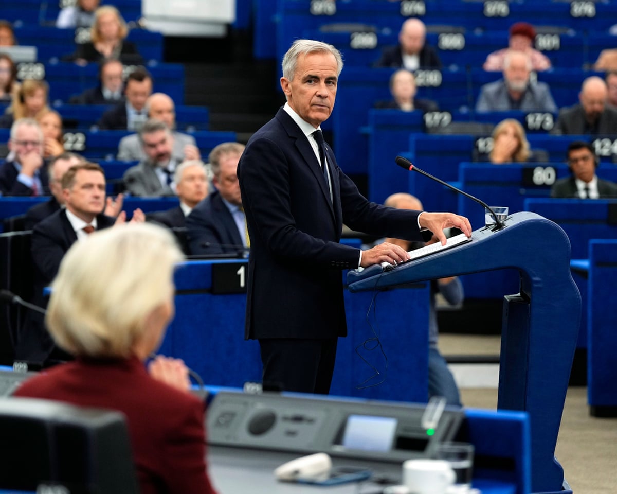 Mark Carney interviene al Parlamento europeo accanto a Ursula von der Leyen