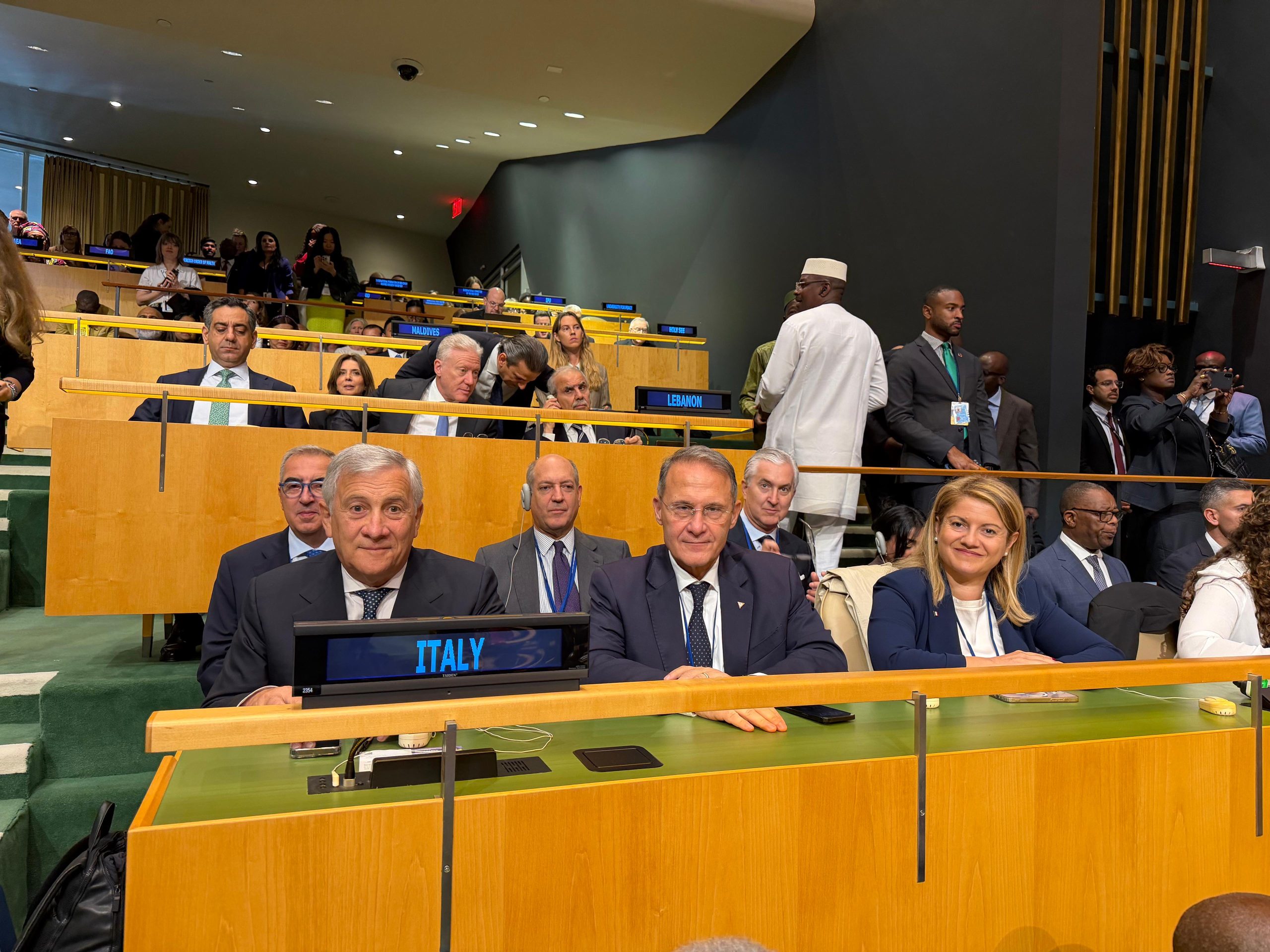 Edmondo Cirielli con la delegazione italiana alle Nazioni Unite
