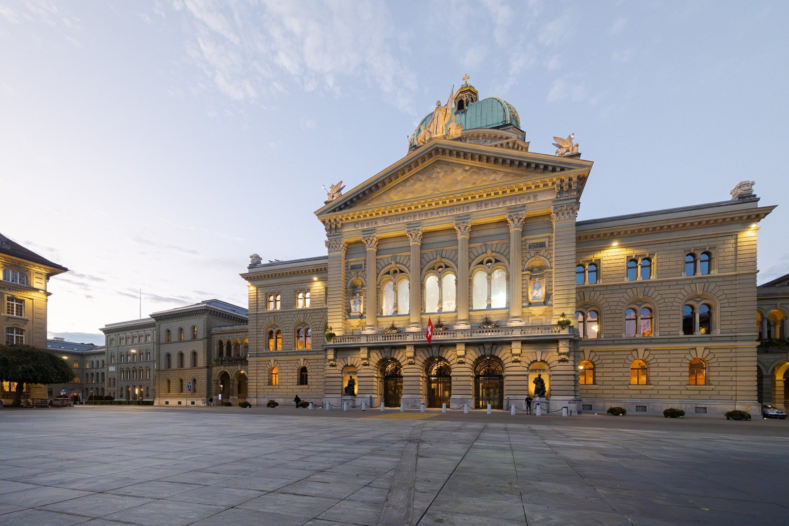 Palazzo federale di Berna fotografato il 16 settembre 2026, immagine di repertorio