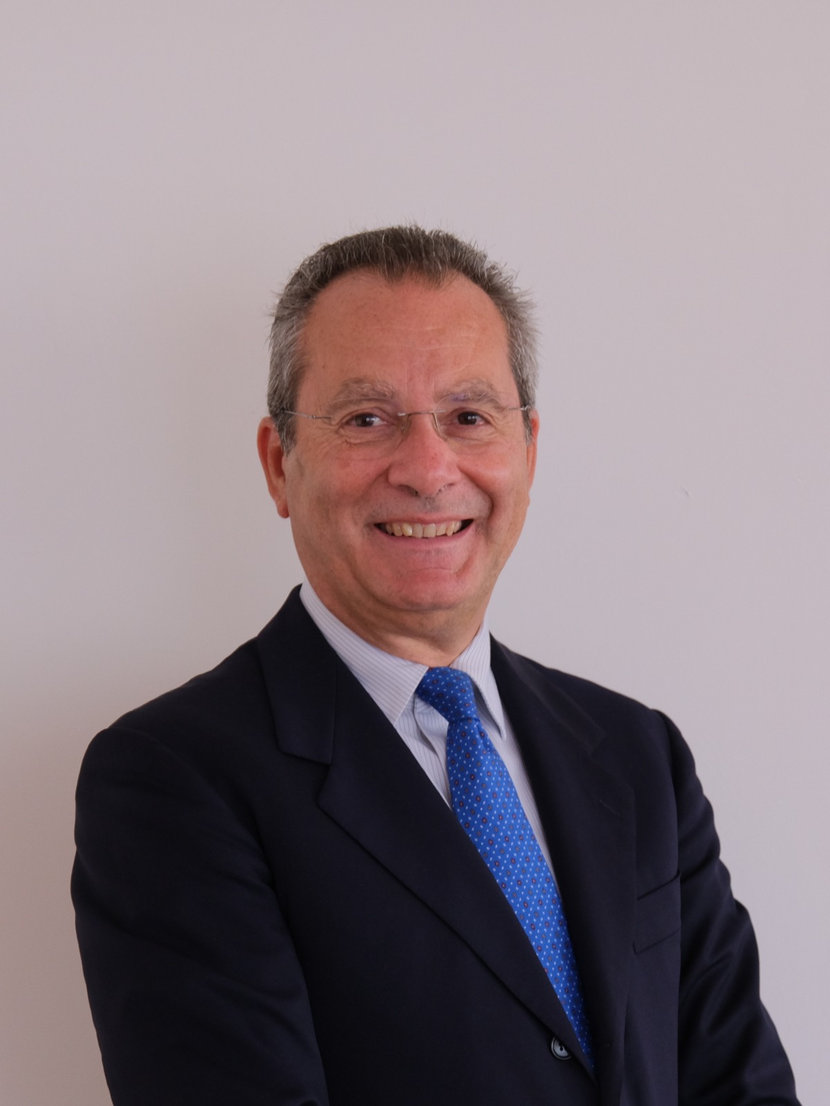 Ritratto istituzionale di Carlo Comporti, diffuso dal Consiglio dell’UE