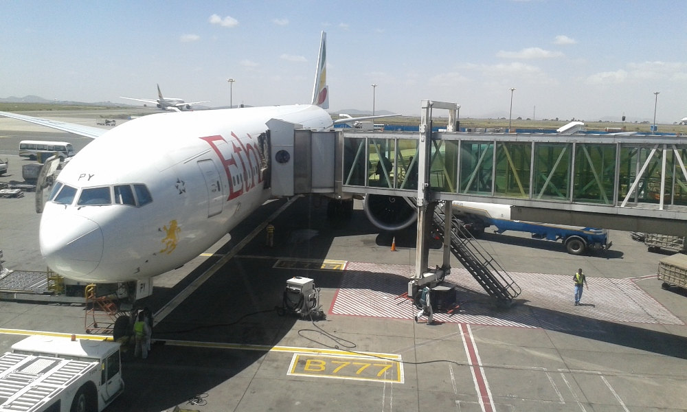 Aereo Ethiopian Airlines in aeroporto, repertorio 2019
