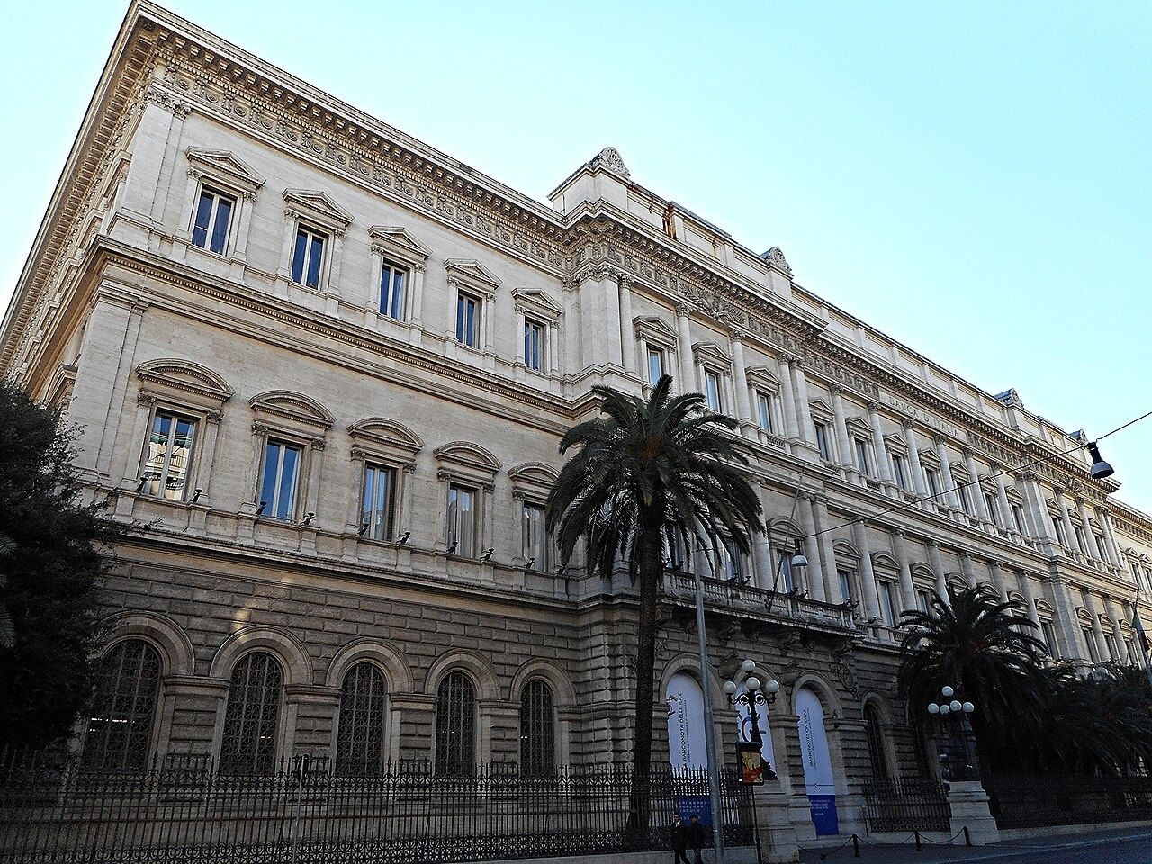 Palazzo Koch, sede della Banca d’Italia a Roma, fotografato il 17 dicembre 2015