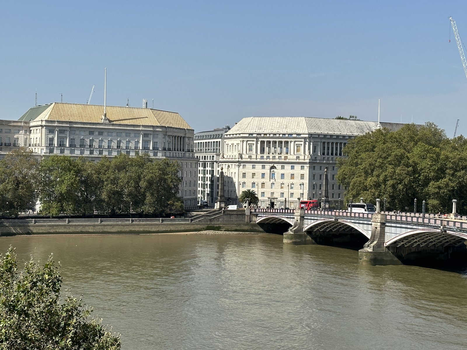 Thames House, sede del MI5 a Londra, 9 settembre 2023. Foto di repertorio; non raffigura il discorso del 13 ottobre 2026.