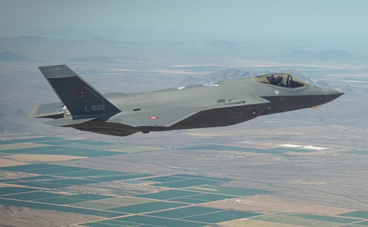 F-35A danese L-002 durante un volo di addestramento in Arizona, maggio 2021. Repertorio.