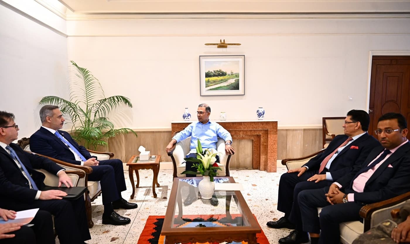 Hakan Fidan a Dhaka, 6 giugno 2026. Repertorio.
