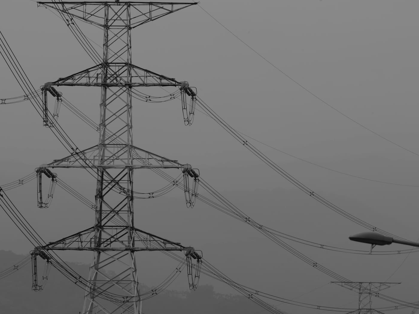 Traliccio elettrico, fotografia pubblicata il 24 maggio 2026. Repertorio, non di un impianto Terna identificato.