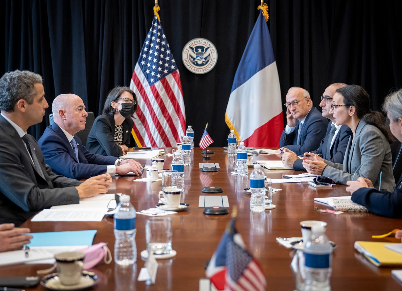 Delegazioni francese e statunitense durante l’incontro di Laurent Nuñez con Alejandro Mayorkas a Washington, 13 ottobre 2021. Repertorio.