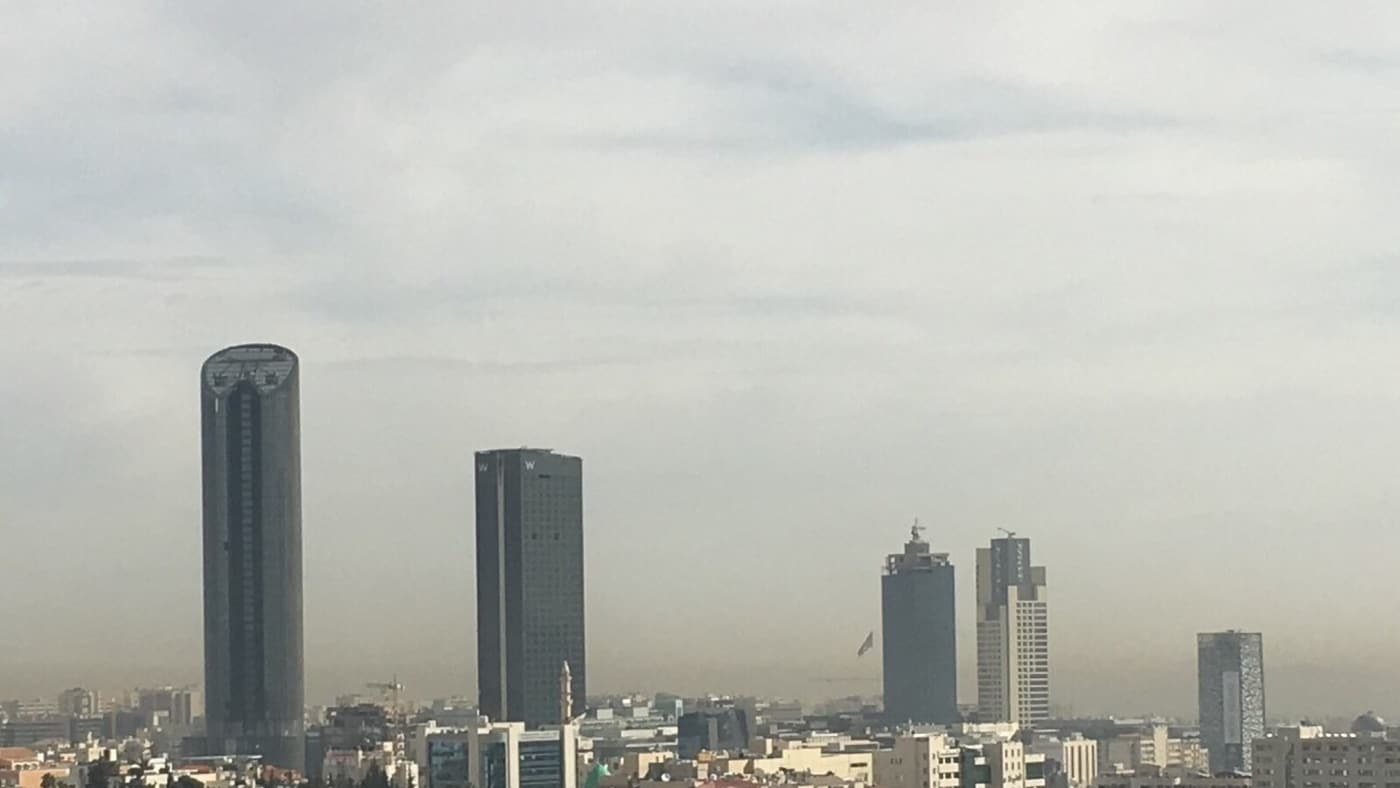 Veduta urbana di Amman. Fotografia di repertorio; non raffigura i raid in Siria.