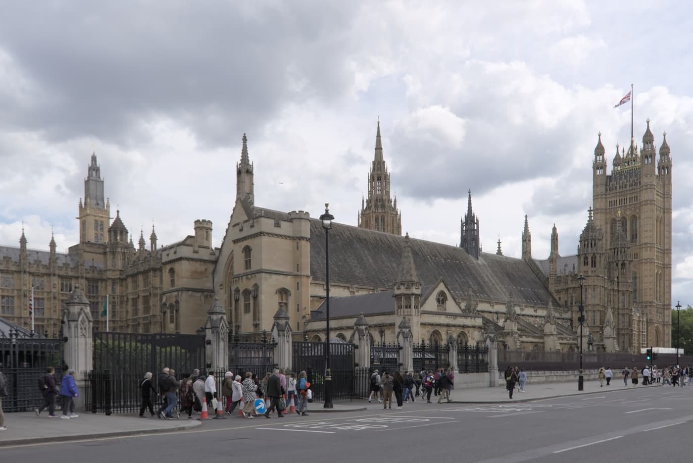 Palazzo di Westminster a Londra, 17 maggio 2026. Repertorio del Parlamento che ha approvato il National Security Act; non ritrae la base o gli imputati.