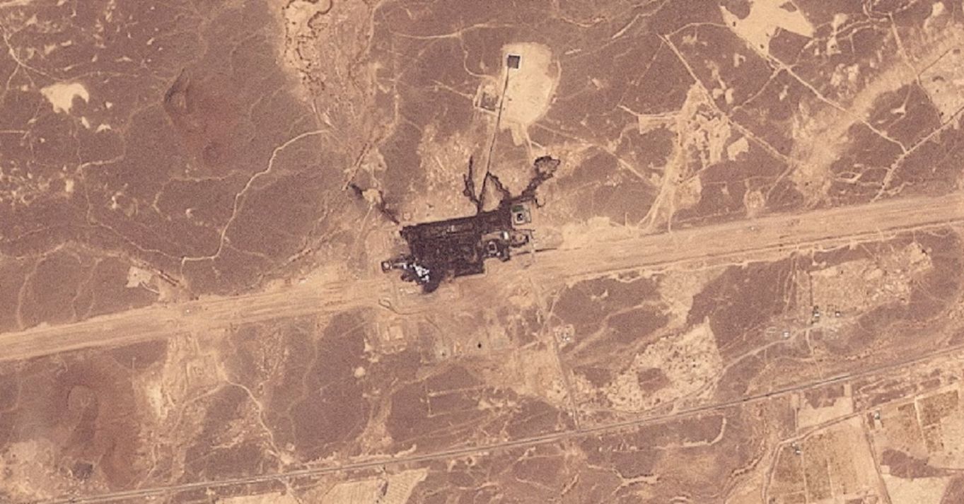 Immagine satellitare dei danni all’impianto dell’oleodotto Est–Ovest saudita