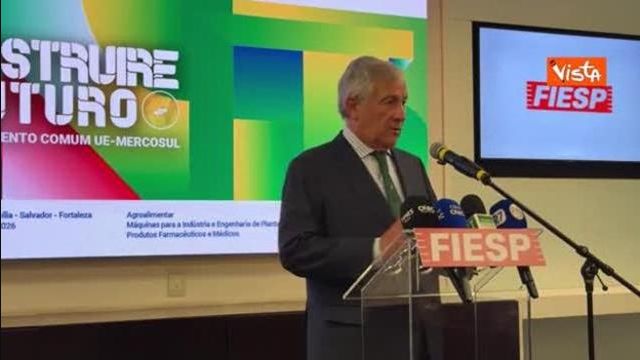 Antonio Tajani durante il punto stampa a San Paolo dedicato all'accordo UE-Mercosur